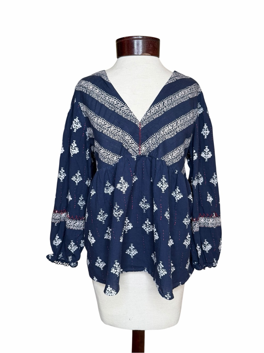 Lucky Brand Boho Print Peasant Top Blouse Large Navy Blue Cotton